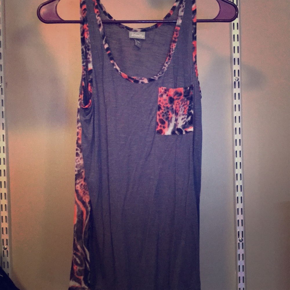 Vanity tank